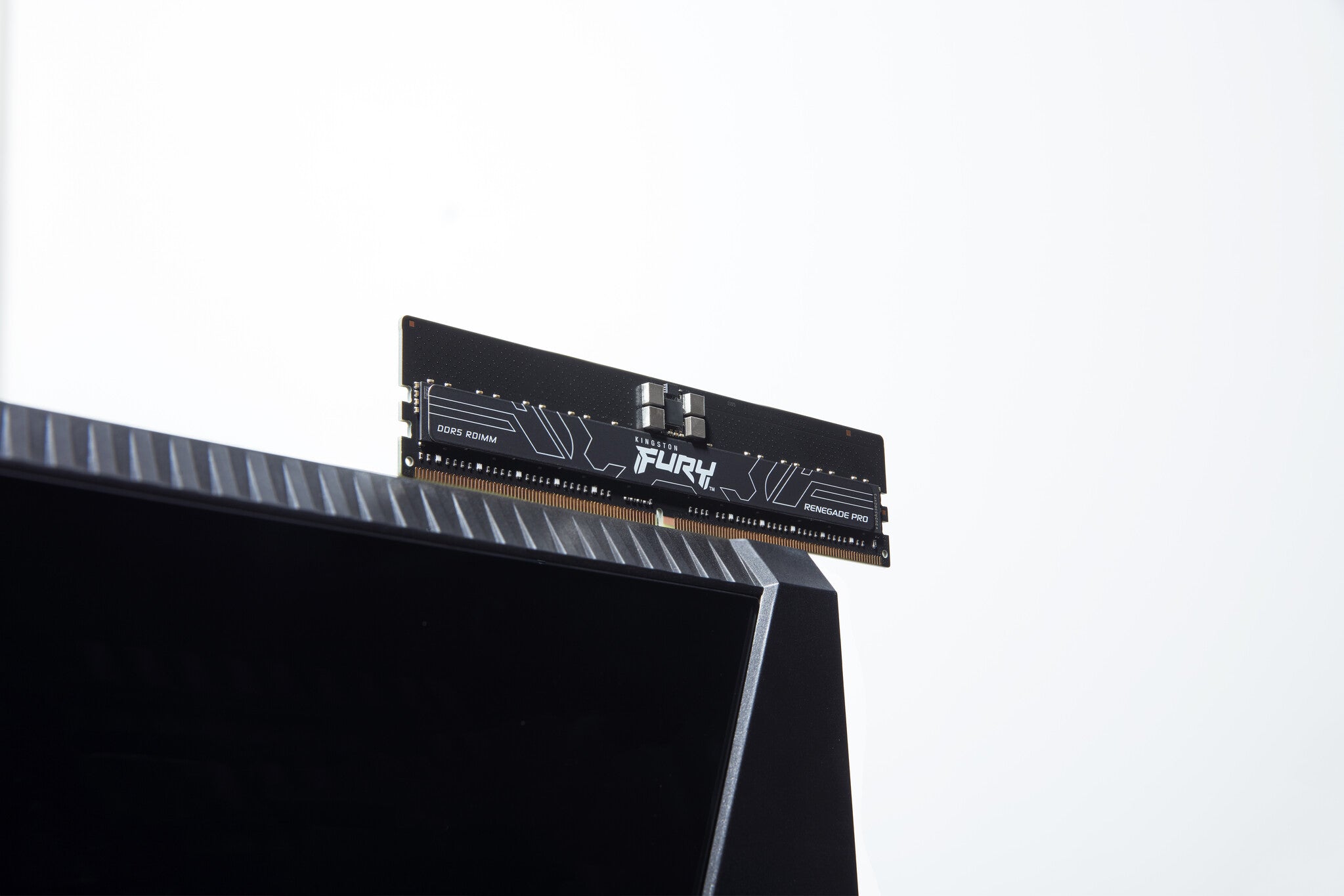 Kingston Technology FURY Renegade Pro XMP - 32 GB 1 x 32 GB 5600MT/s DDR5 ECC memory module