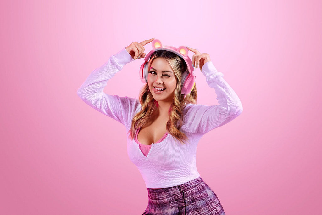 Razer Kraken Kitty V2 Pro - USB Type-A Wired Gaming Headset in Pink
