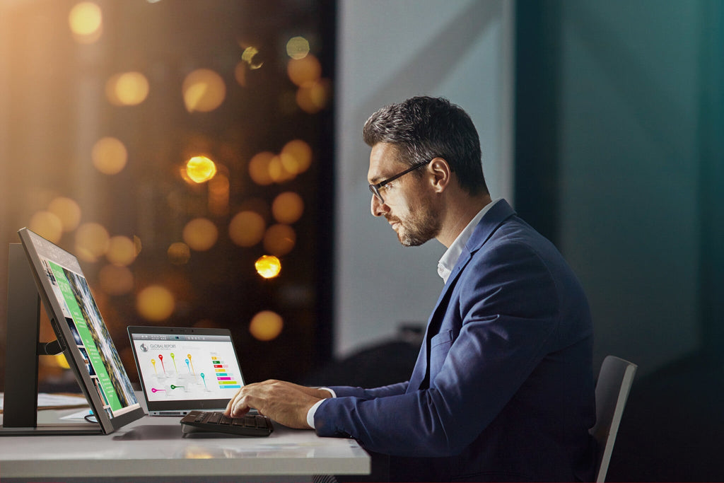 HP EliteDisplay E233 - 58.4 cm (23") - 1920 x 1080 pixels Full HD LED Monitor