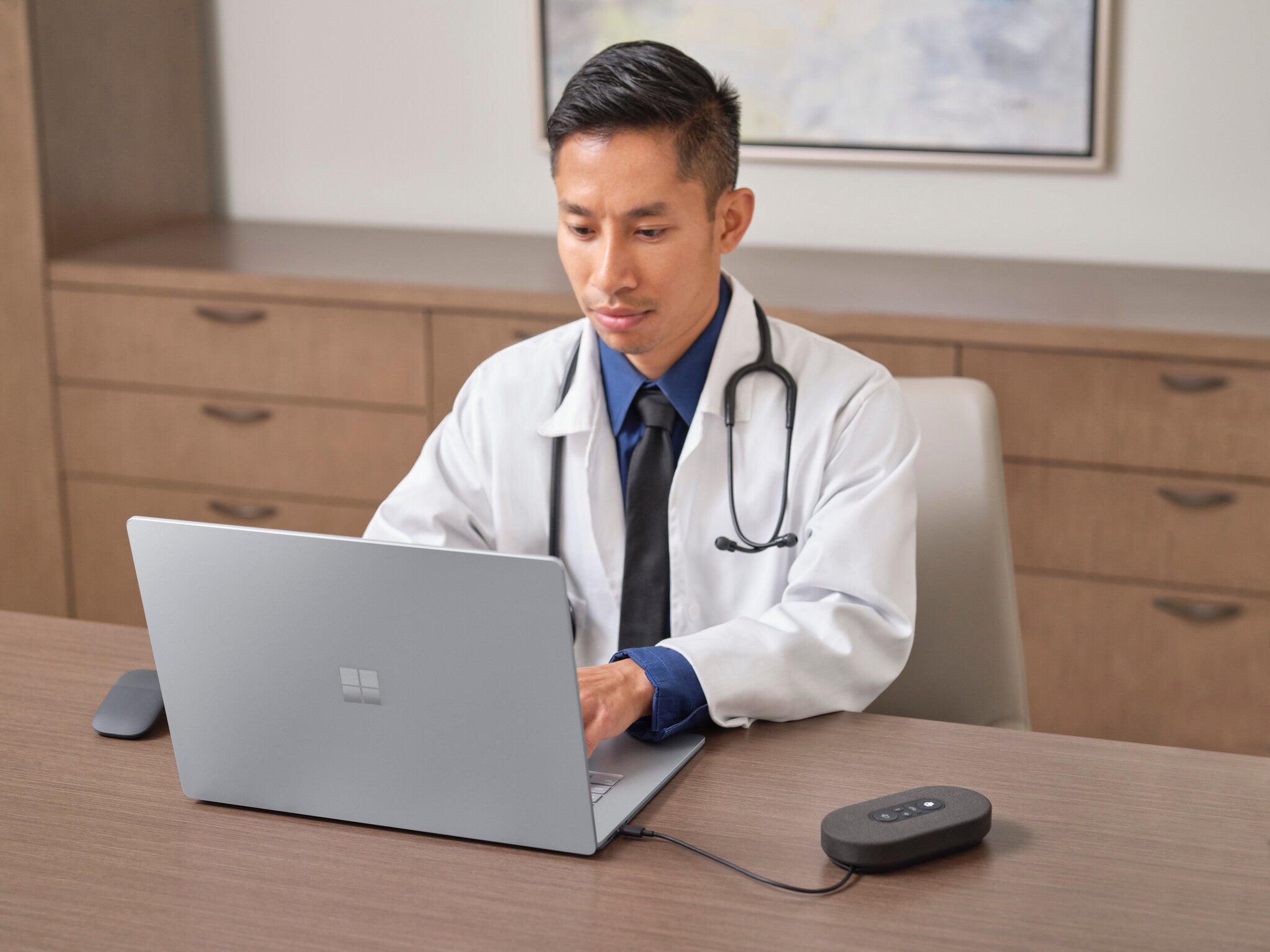 Microsoft Surface Laptop 4 - 38.1 cm (15") - Touchscreen - Intel® Core™ i7-1185G7 - 16 GB LPDDR4x-SDRAM - 512 GB SSD - Wi-Fi 6 - Windows 11 Pro - Platinum