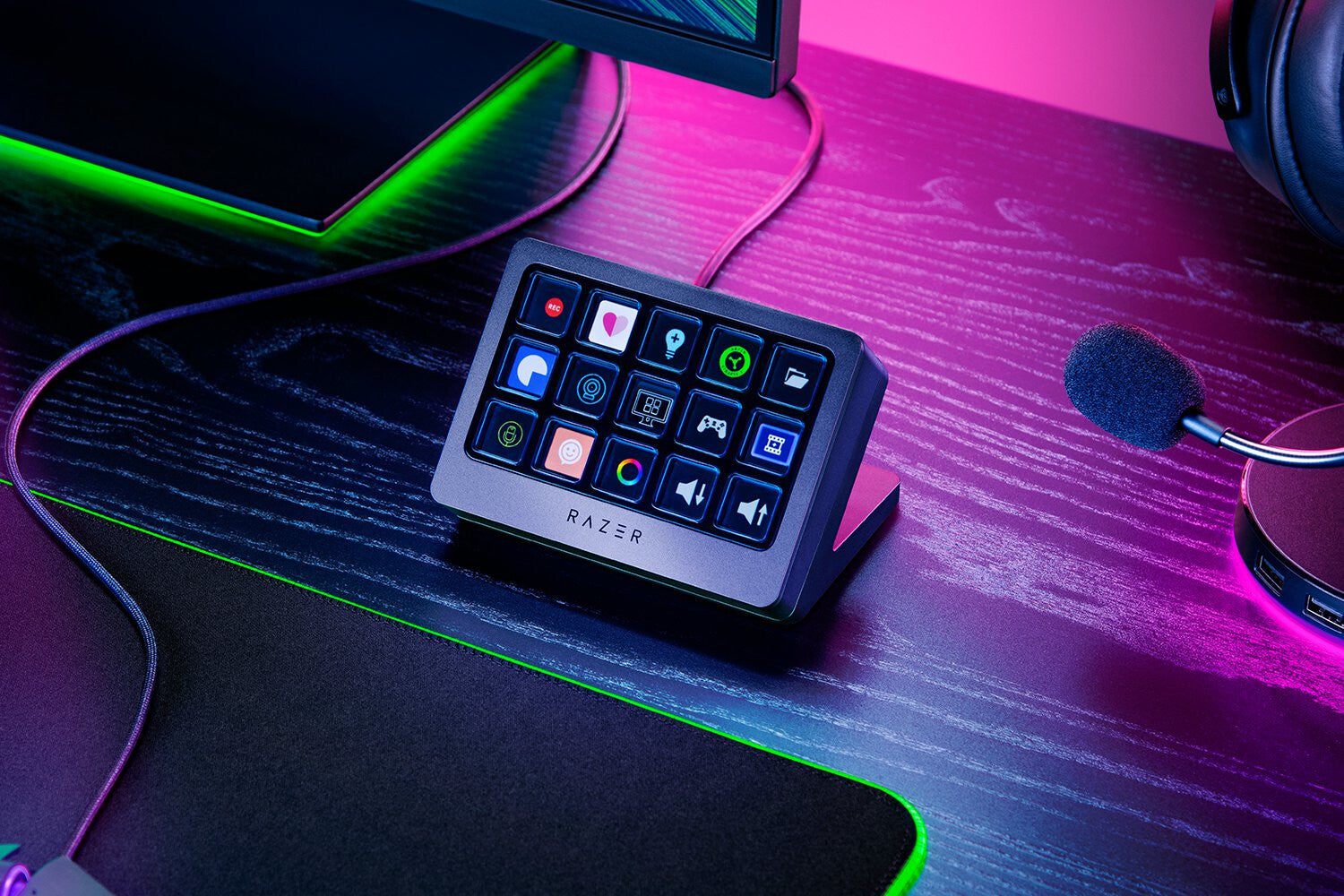 Razer Stream Controller X in Black