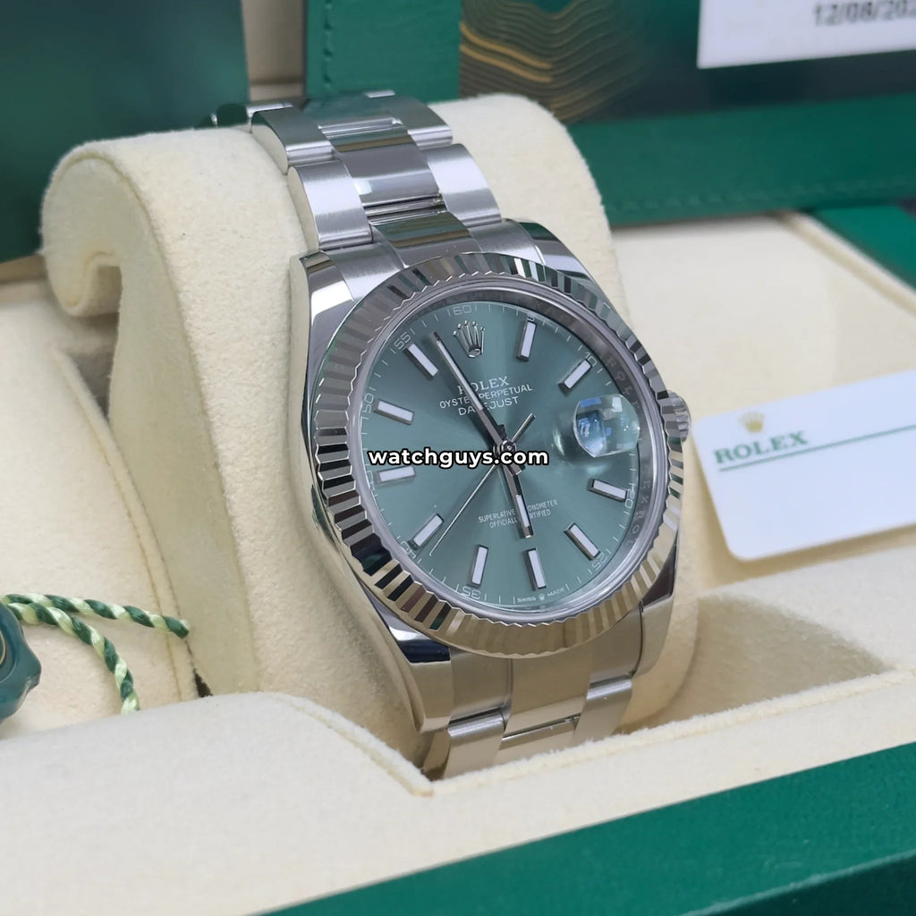 Rolex Datejust 126334 Green Dial Oyster