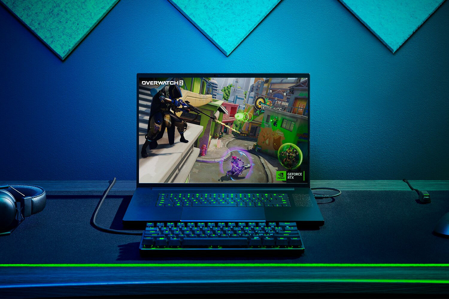 Razer Blade 18 Laptop - 45.7 cm (18") - Intel® Core™ i9-14900HX - 32 GB DDR5-SDRAM - 1 TB SSD - NVIDIA GeForce RTX 4070 - Wi-Fi 7 - Windows 11 Home - Black