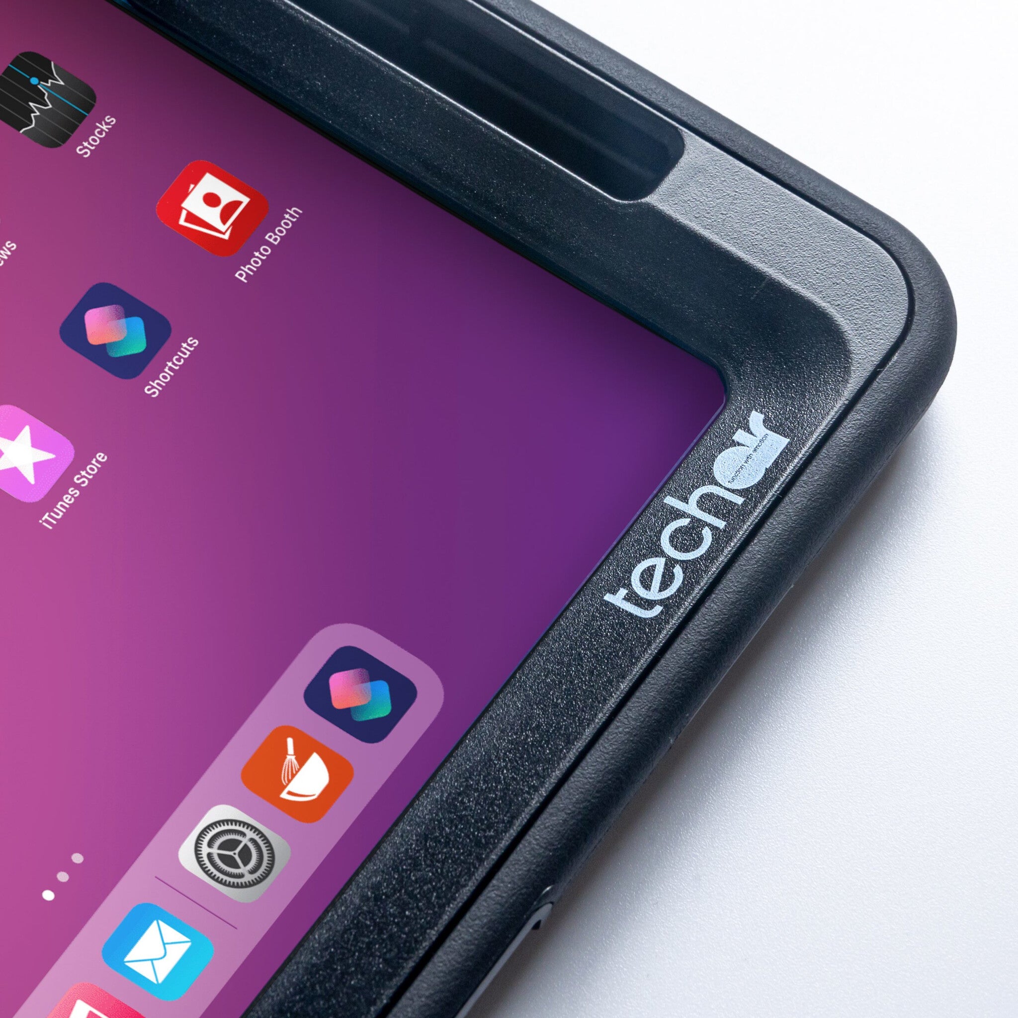 Techair Rugged Case for 10.9" iPad in Black