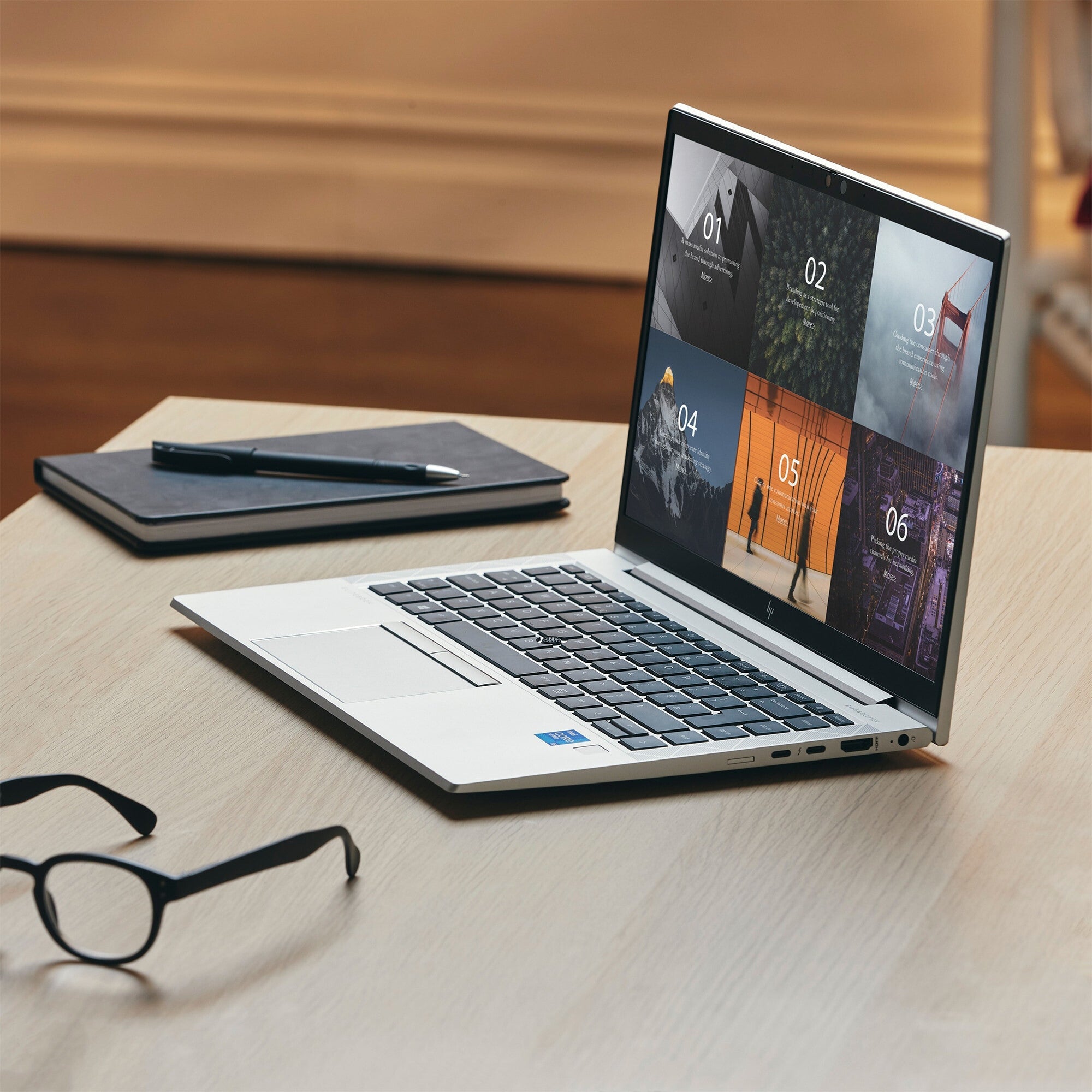 HP EliteBook 840 G8 Laptop - 35.6 cm (14") - Intel® Core™ i5-1135G7 - 8 GB DDR4-SDRAM - 256 GB SSD - Wi-Fi 6 - Windows 10 Pro - Silver