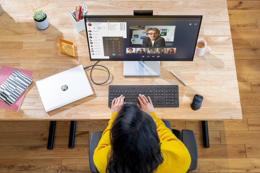 HP E27D G4 - 68.6 cm (27") - 2560 x 1440 pixels Quad HD Monitor