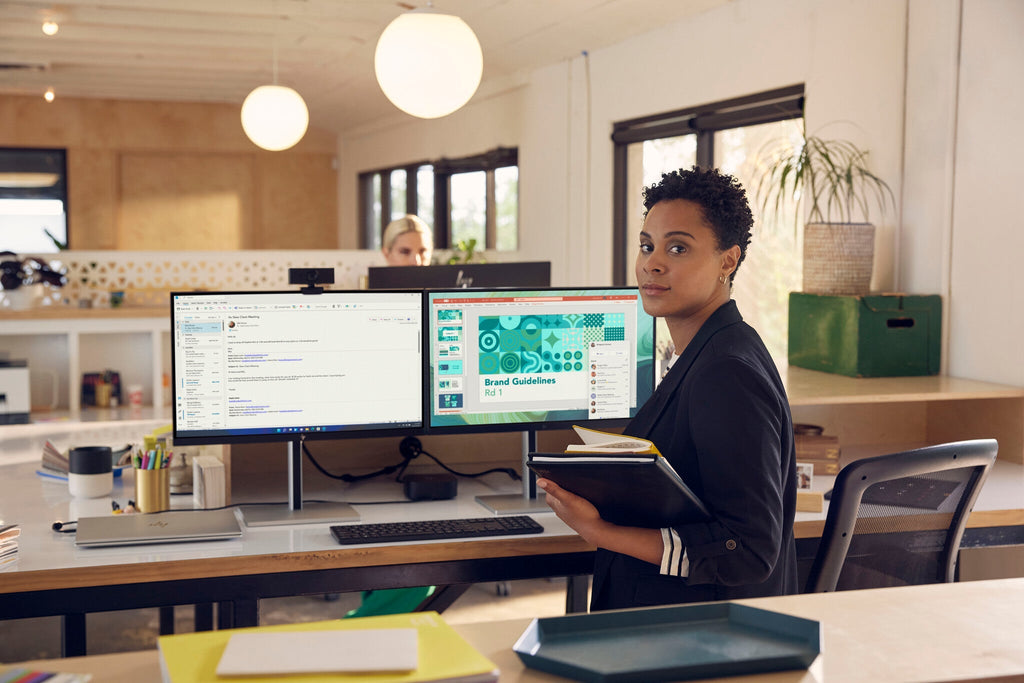 HP E24Q G5 - 60.5 cm (23.8") - 2560 x 1440 pixels Quad HD LED Monitor
