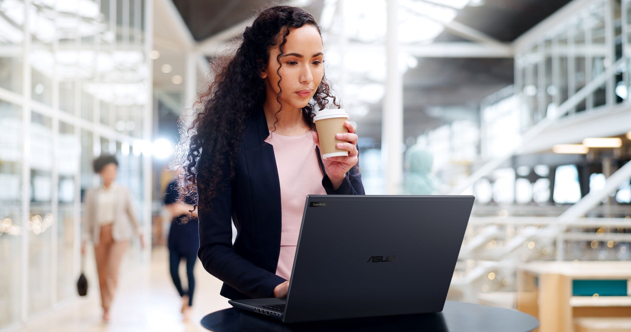 ASUS ExpertBook B5 Laptop - 40.6 cm (16") - Touchscreen - Intel Core Ultra 7 155U - 16 GB DDR5-SDRAM - 512 GB SSD - Wi-Fi 6E - Windows 11 Pro - Black